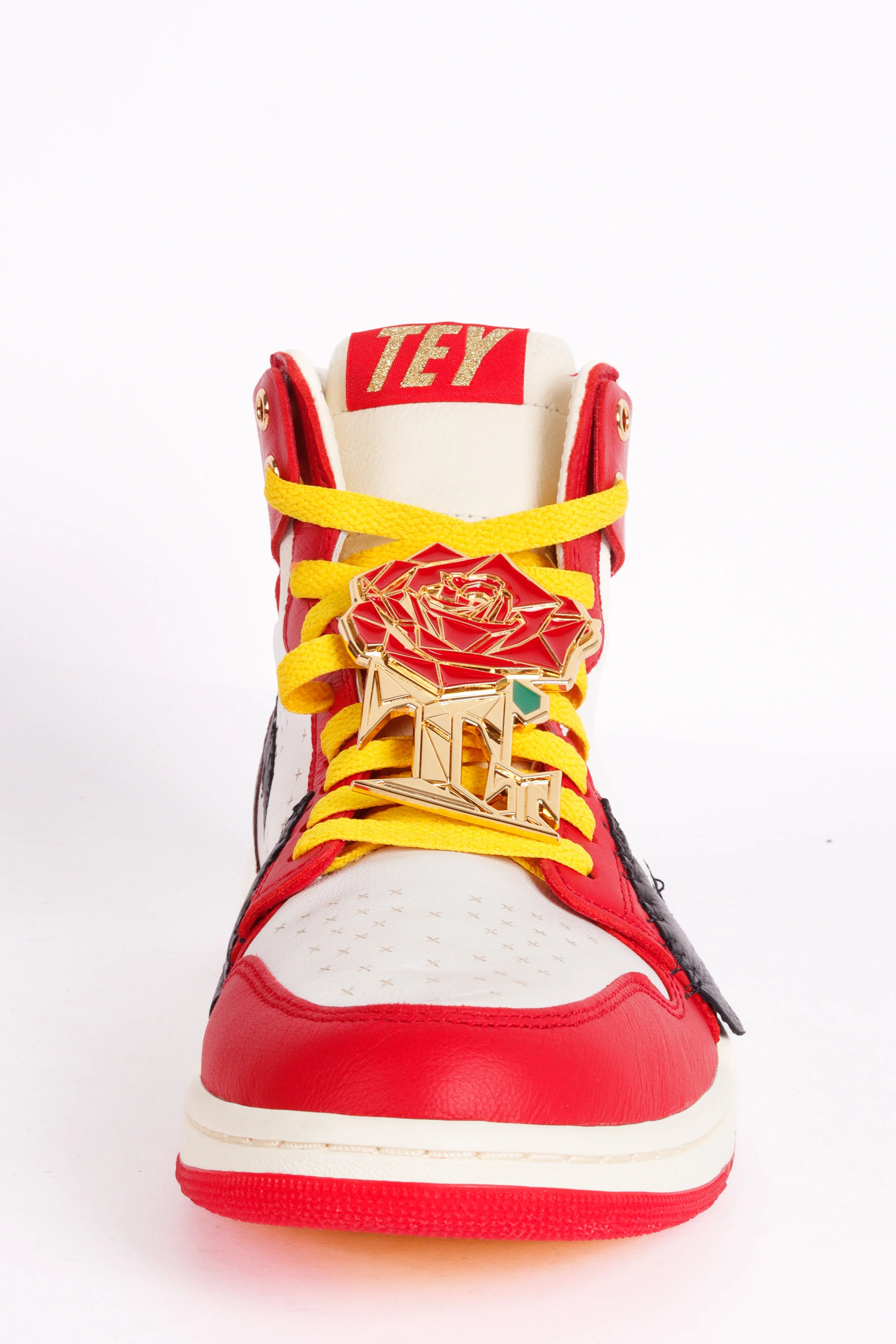 Air Jordan x Teyana Taylor Retro 1 High Zoom Air CMF2 'A Rose From Harlem' (2023)
