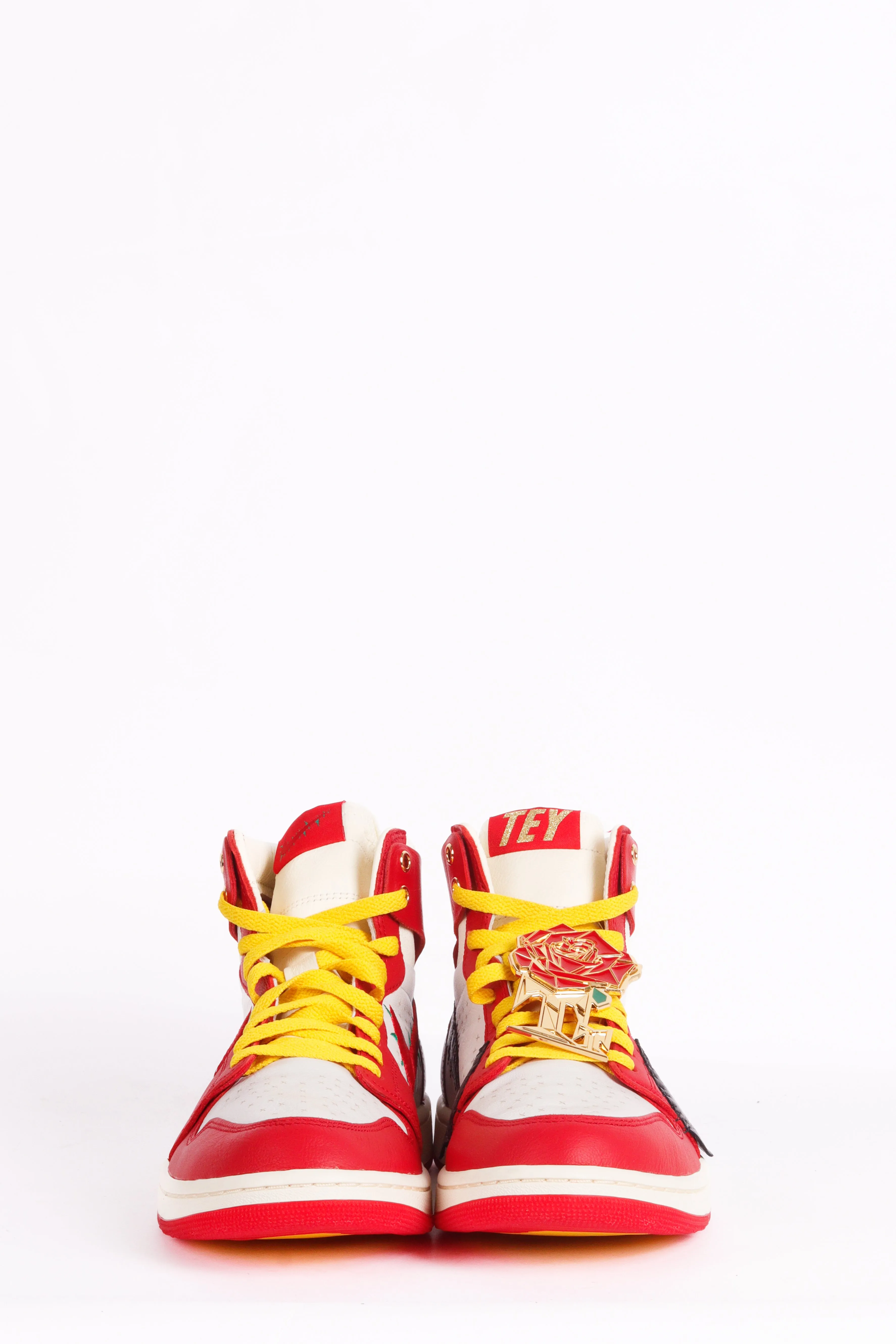 Air Jordan x Teyana Taylor Retro 1 High Zoom Air CMF2 'A Rose From Harlem' (2023)