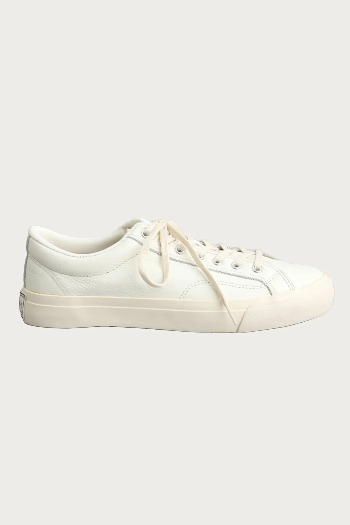 B-02 - Leather White