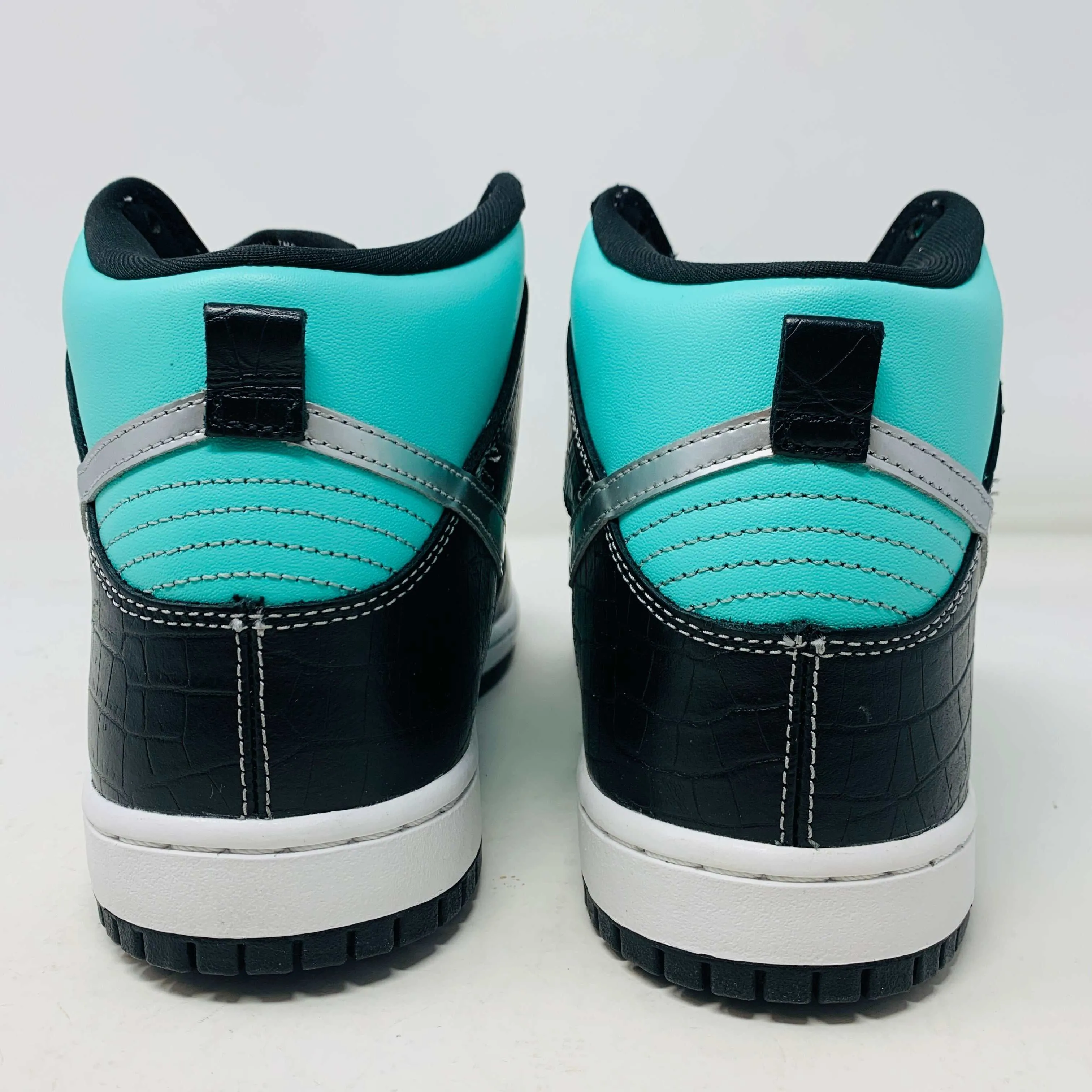 Nike SB Dunk High Diamond Supply Co.