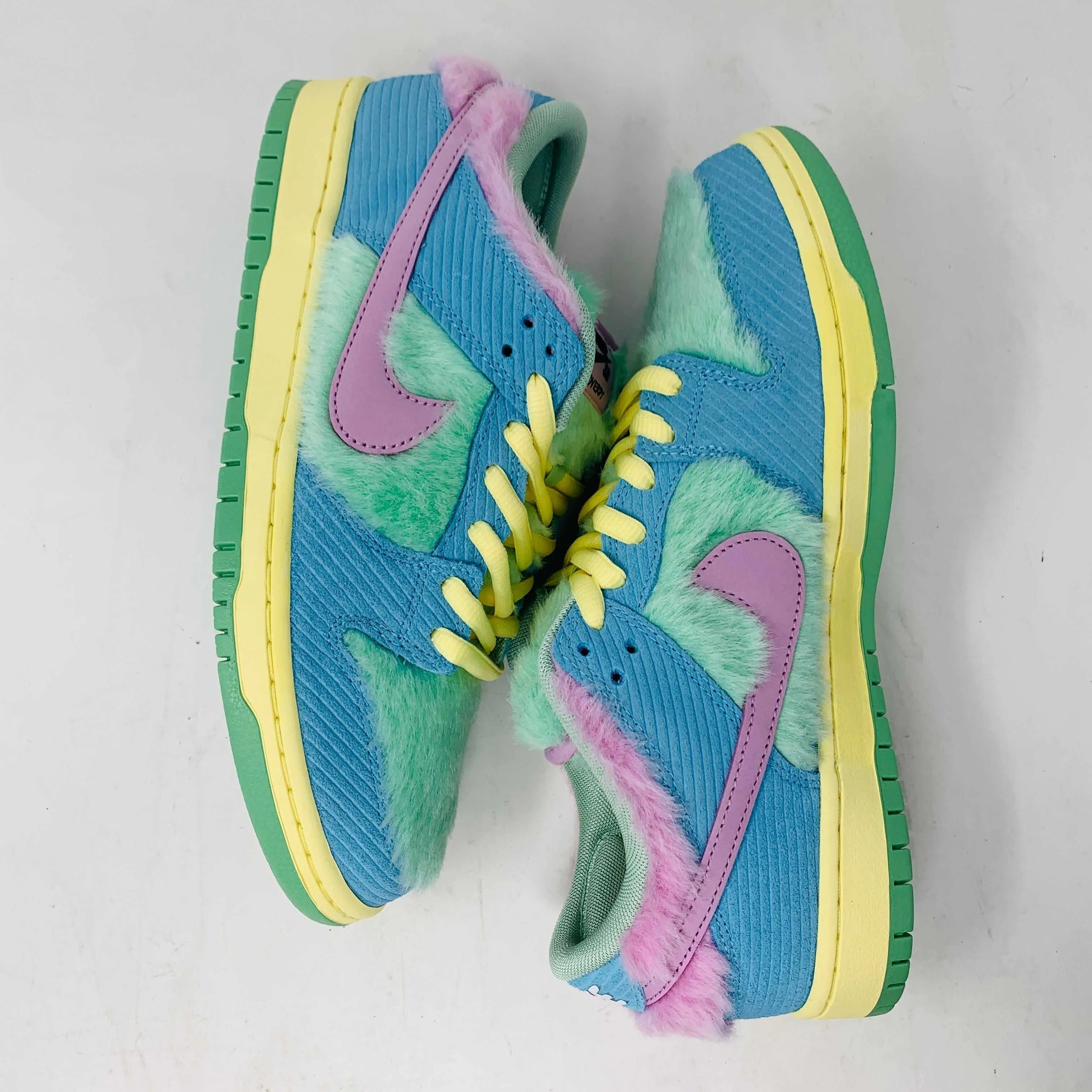 Nike SB Dunk Low Verdy Visty