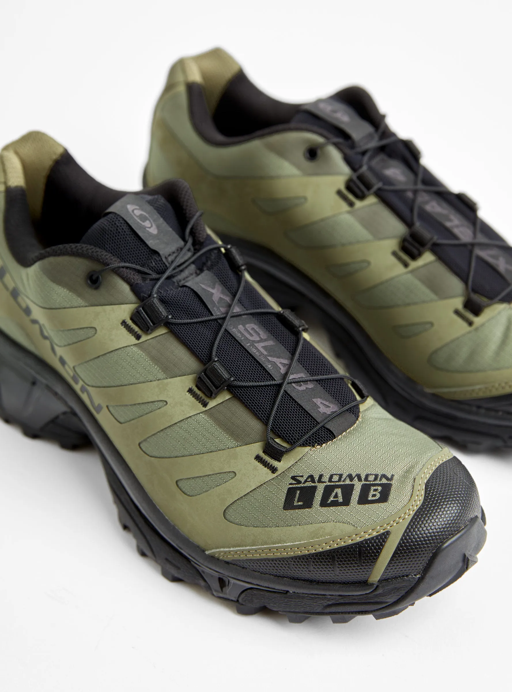 XT-4 OG Protective Aloe. Black & Silver Cloud